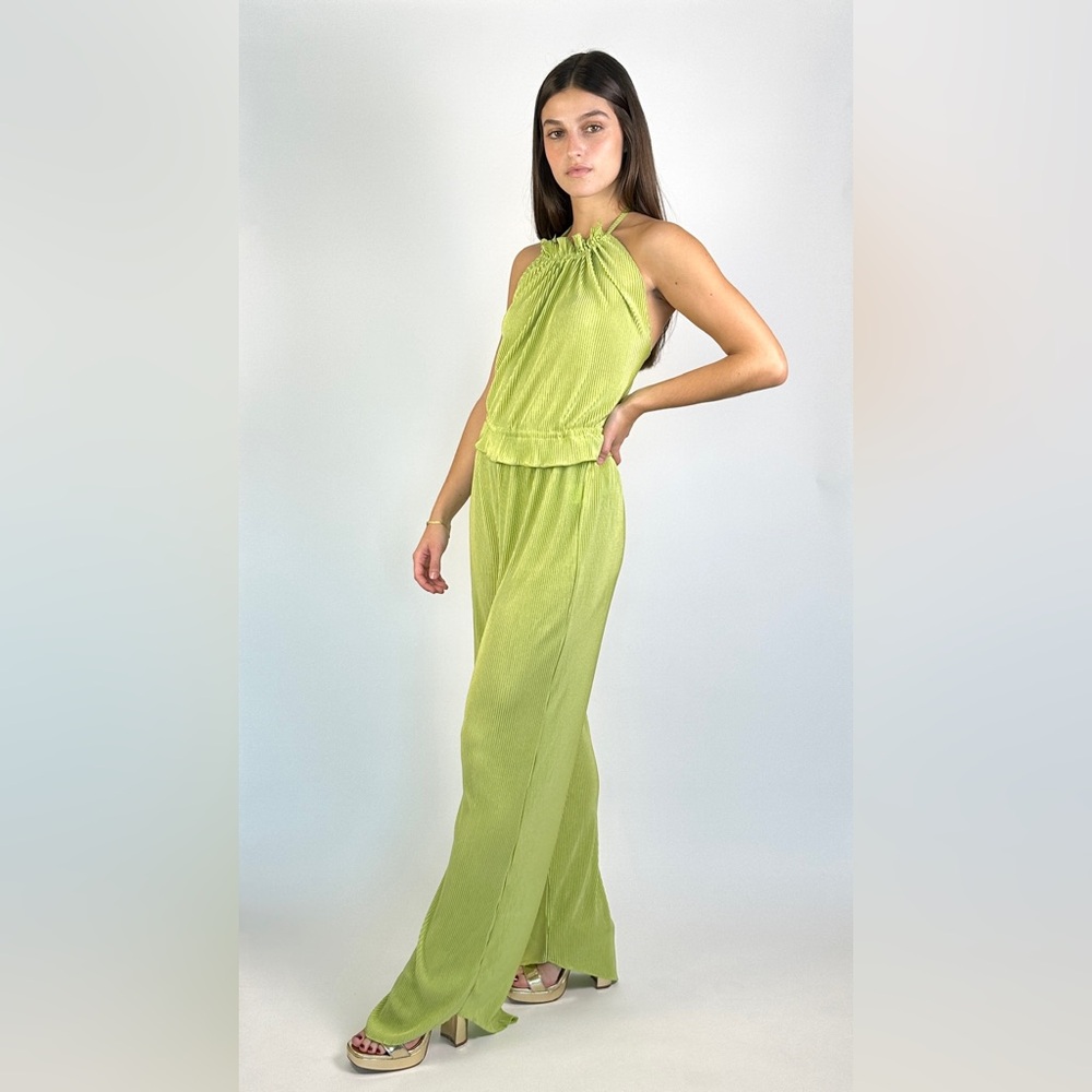 Pleated Open Back Set